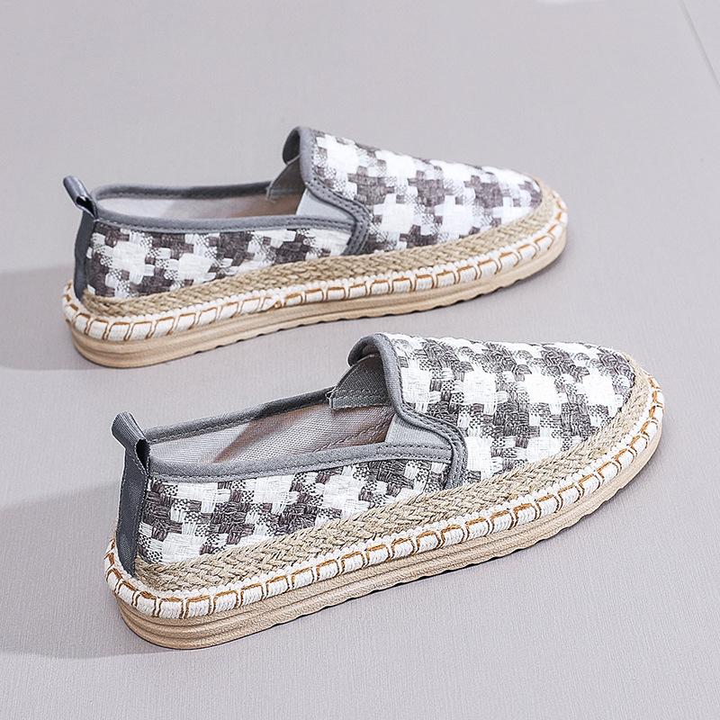 МОДНЕ ВЗУТТЯ Чоловічі дихаючі спортивні кросівки Спортивне взуття для бігу Відкритий жіночий теніс Тренажер для тренажерного залу 40
МОДНЕ ВЗУТТЯ Чоловічі дихаючі спортивні кросівки Спортивне взуття для бігу Відкритий жіночий теніс Тренажер для тренажерного залу 40