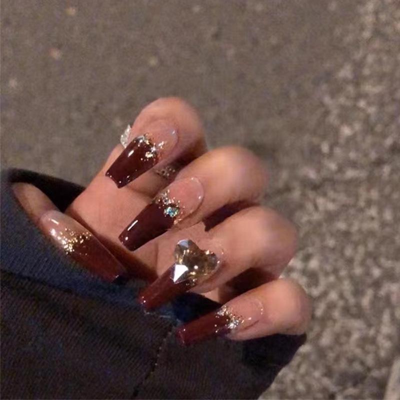 Burgundy French Heart Rhinestone False Nail Patches - Removable, Wearable, Whitening Finish for New Year Manicure
Burgundy French Heart Rhinestone False Nail Patches - Removable, Wearable, Whitening Finish for New Year Manicure