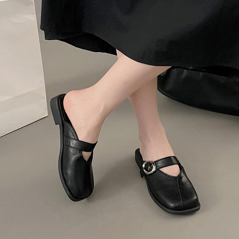 2024 square head Korean version belt buckle empty single shoes sandals spring new lazy slippers fashion bag head half slippers 40 чорний
2024 square head Korean version belt buckle empty single shoes sandals spring new lazy slippers fashion bag head half slippers 40 чорний