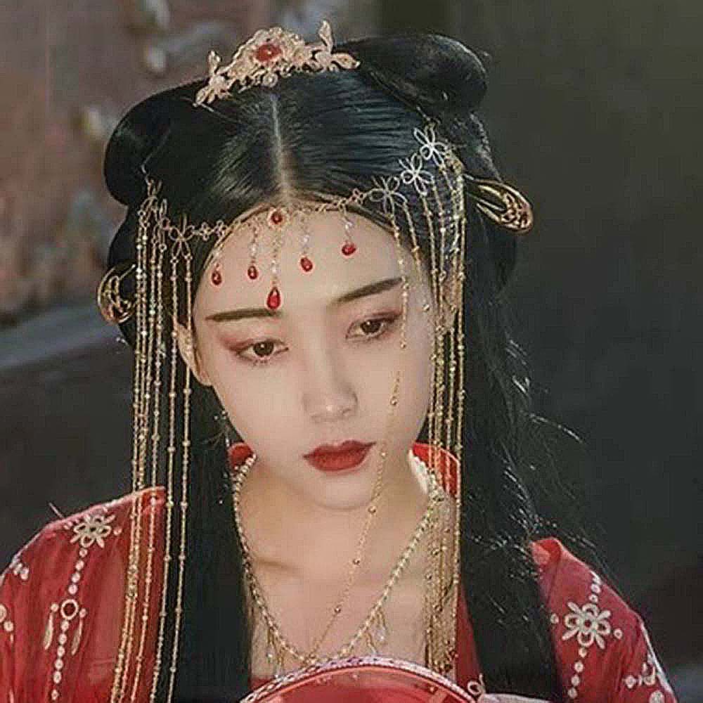 Аксессуары для волос Hanfu Позолоченное свадебное украшение для волос Заколка-кисточка Цинковый сплав Украшение на лоб Фата
Аксессуары для волос Hanfu Позолоченное свадебное украшение для волос Заколка-кисточка Цинковый сплав Украшение на лоб Фата