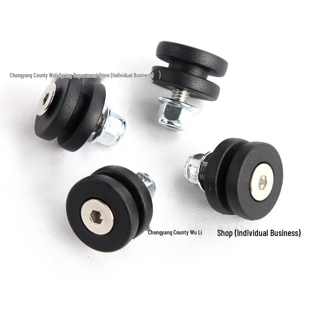 Универсальный мотоциклетный кофр с быстросъемным алюминиевым основанием и набором аксессуаров с пряжками
Универсальный мотоциклетный кофр с быстросъемным алюминиевым основанием и набором аксессуаров с пряжками