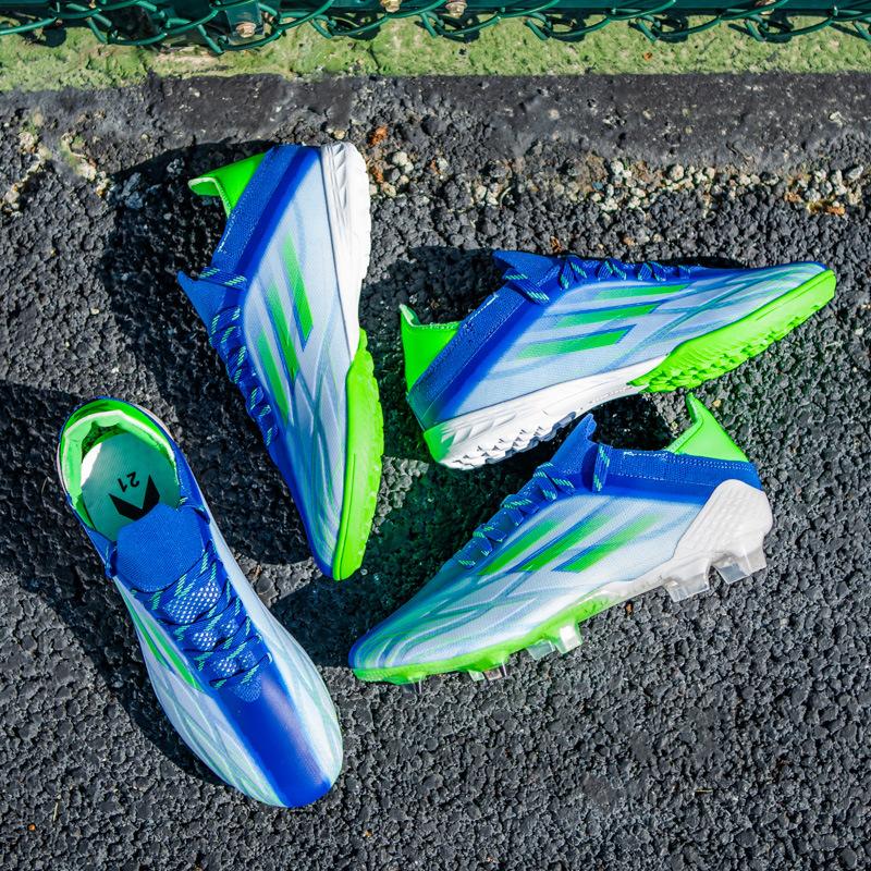 New Messi Falcon World Cup same low-top AG long nails TF broken nails football shoes competition sports professional shoes 35
New Messi Falcon World Cup same low-top AG long nails TF broken nails football shoes competition sports professional shoes 35