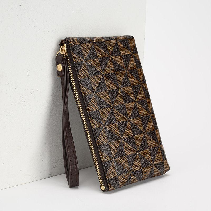 Vintage Design Pattern Handbags for Women Men Phone Bags Long Zipper Purse Artificial Leather Card Holder Wallets 19*10*2.5cm
Vintage Design Pattern Handbags for Women Men Phone Bags Long Zipper Purse Artificial Leather Card Holder Wallets 19*10*2.5cm