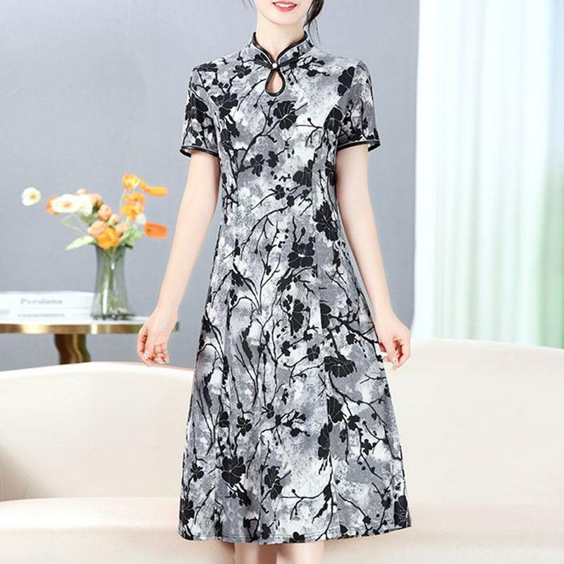 Retro Qipao Dress Women s Short Sleeve Floral Print Manin Collar A-line Midi Dress Chinese Style Casual Party Dress XL
Retro Qipao Dress Women s Short Sleeve Floral Print Manin Collar A-line Midi Dress Chinese Style Casual Party Dress XL