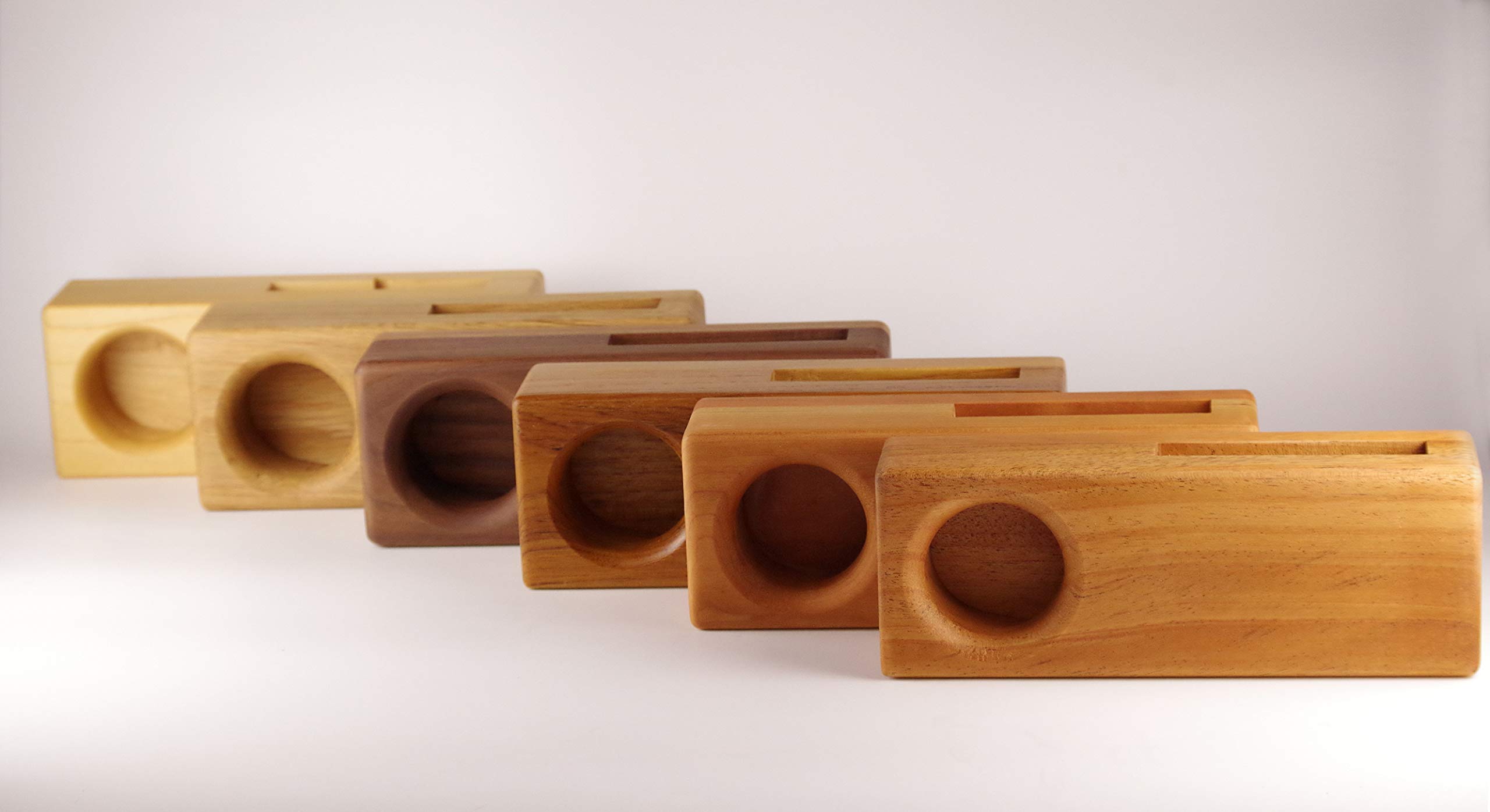 Wooden speaker stand single wood teak for iPhone No power required ruu-ruu smartphones, etc.
Wooden speaker stand single wood teak for iPhone No power required ruu-ruu smartphones, etc.