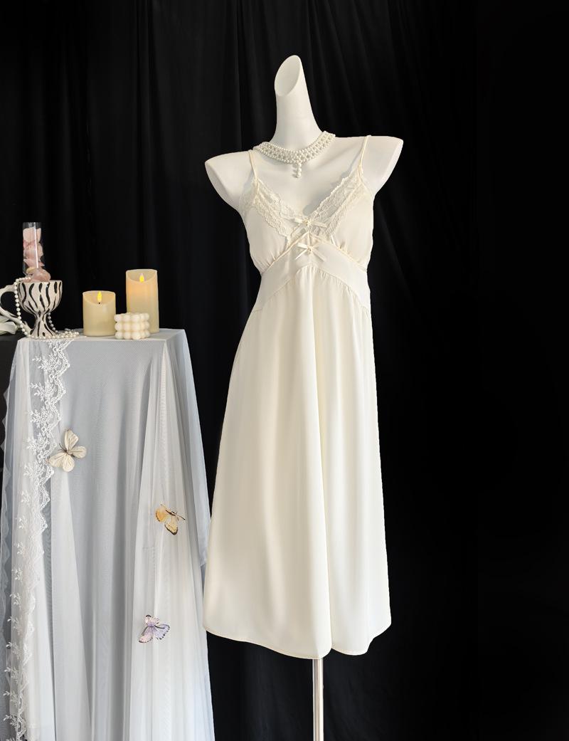 Slimming High-Waisted Slip Dress with Built-in Bra: 2026 Spring/Summer Lace Ice Silk Pajamas M
Slimming High-Waisted Slip Dress with Built-in Bra: 2026 Spring/Summer Lace Ice Silk Pajamas M