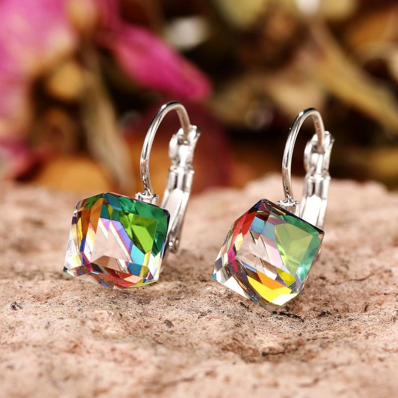 CAOSHI Minimalist Colourful Square Pendant Earrings for Women Versatile Design Daily Wearable Accessories Party Female Jewelry
CAOSHI Minimalist Colourful Square Pendant Earrings for Women Versatile Design Daily Wearable Accessories Party Female Jewelry