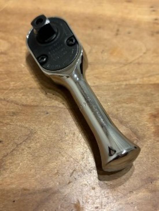 Snap On Tools FRK80 Трещотка с коротким укороченным рычагом и быстрым сбросом, привод 3/8 , Б/У
Snap On Tools FRK80 Трещотка с коротким укороченным рычагом и быстрым сбросом, привод 3/8 , Б/У