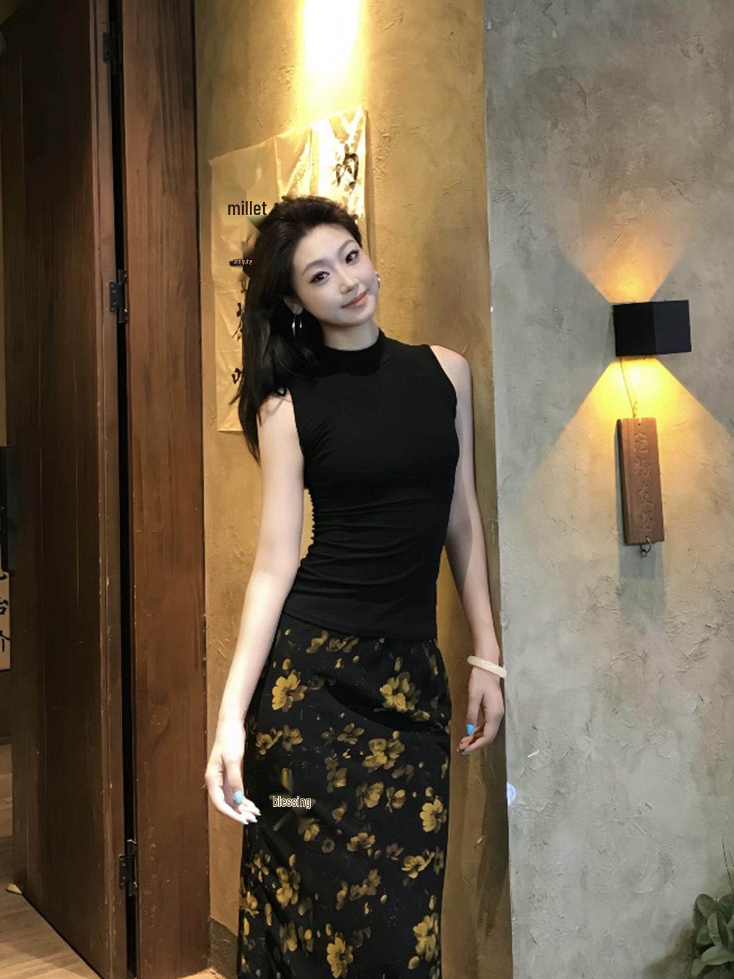 Women s Black Retro Floral High-Neck Sleeveless Vest & Slim Fit Skirt Two-Piece Set L Elongated
Women s Black Retro Floral High-Neck Sleeveless Vest & Slim Fit Skirt Two-Piece Set L Elongated