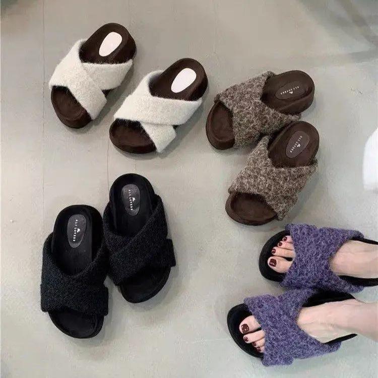 Модные Новые Домашние Синие Пушистые Тапочки Женские Зимние Женские Перекрестные Пушистые Меховые Домашние Шлепанцы Плоские Комнатные Тапочки Женские Вьетнамки Женская Обувь 35 коричневый
Модные Новые Домашние Синие Пушистые Тапочки Женские Зимние Женские Перекрестные Пушистые Меховые Домашние Шлепанцы Плоские Комнатные Тапочки Женские Вьетнамки Женская Обувь 35 коричневый