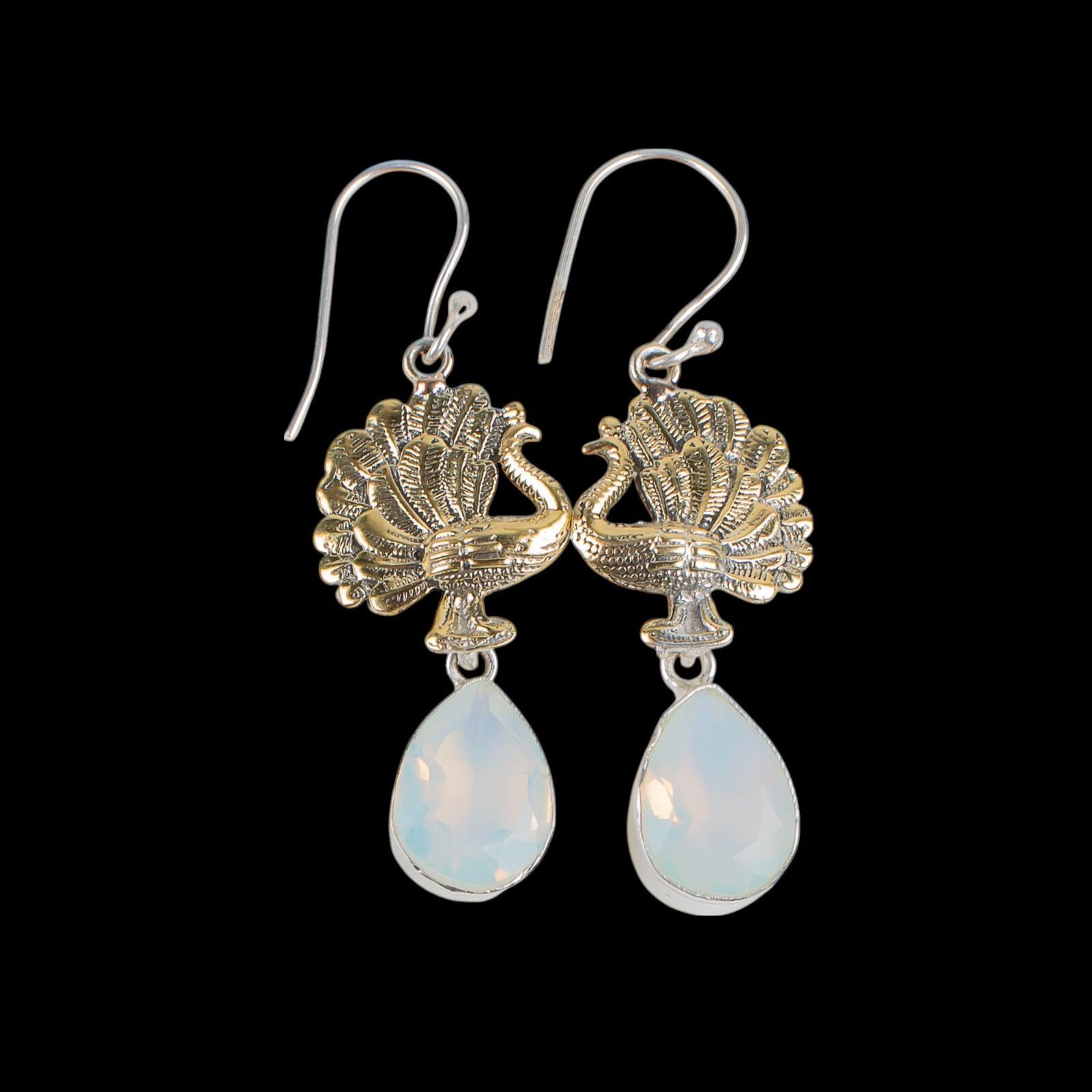 Milky Opal Gemstone 925 Sterling Silver Jewelry Handmade Dangle Earrings 2.20 EE-44-14
Milky Opal Gemstone 925 Sterling Silver Jewelry Handmade Dangle Earrings 2.20 EE-44-14