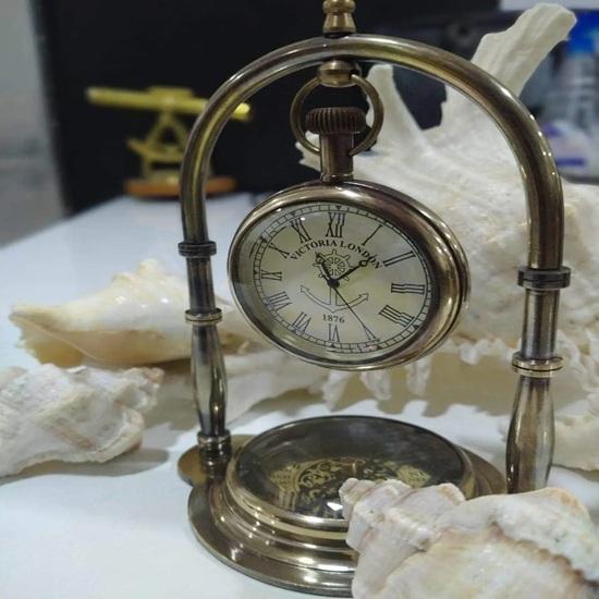 Engraved Brass Deskac Clock Rotating Gimbal Stand Home Decor Birthday Gift
Engraved Brass Deskac Clock Rotating Gimbal Stand Home Decor Birthday Gift