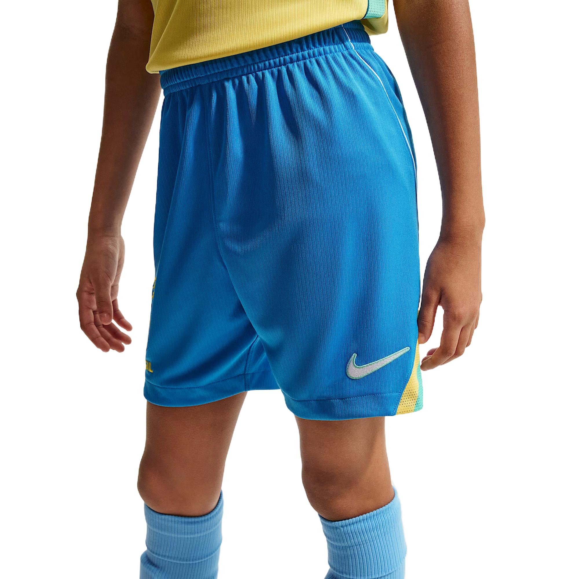 Nike Dri Fit Moderate Soccer Bottom Summer Kids IO2233-435 L
Nike Dri Fit Moderate Soccer Bottom Summer Kids IO2233-435 L