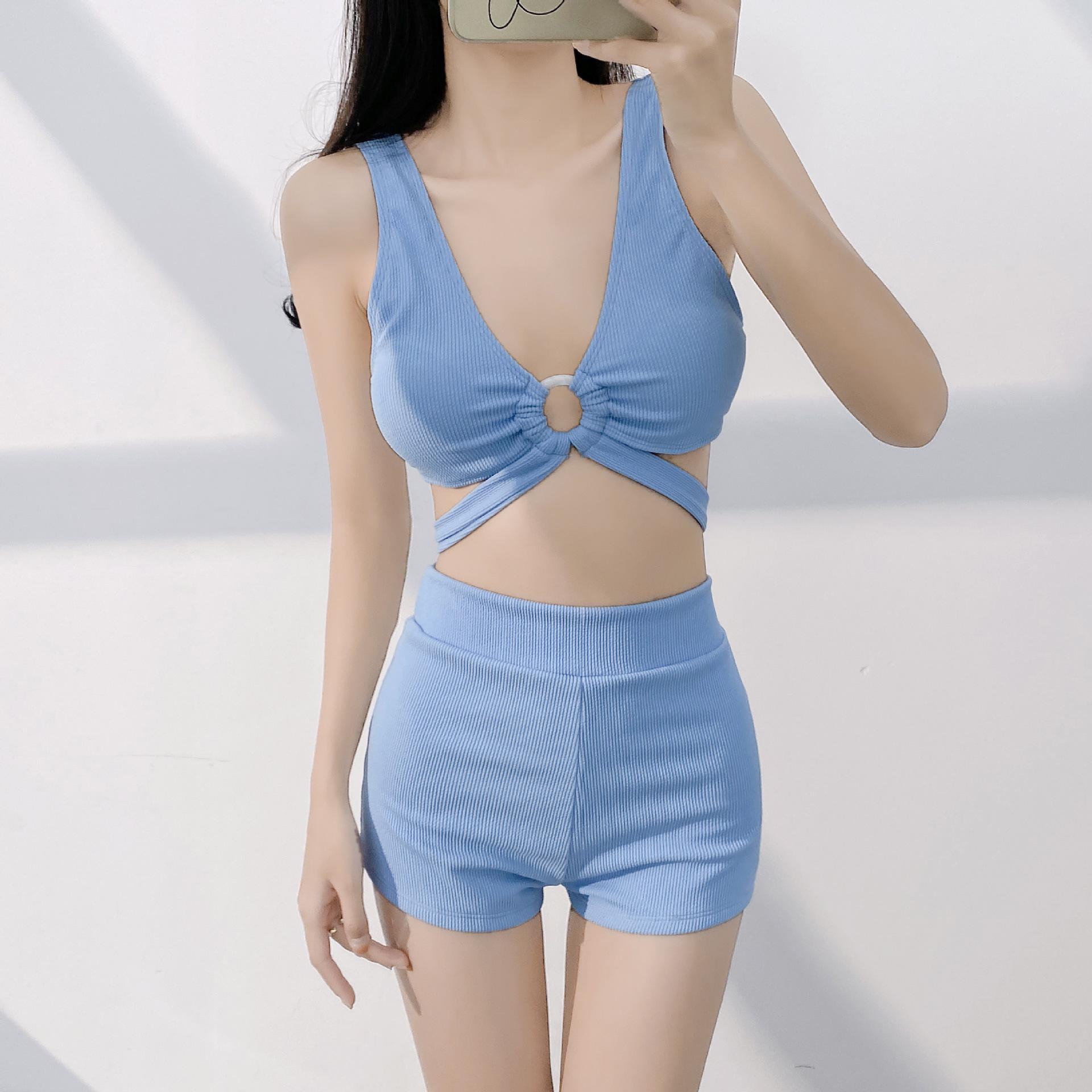 Dongdaemun New Style High Waist Tummy Control Swimsuit - Women s Two-Piece Set with V Gathered Chest and Boyleg Bottom. XL синий
Dongdaemun New Style High Waist Tummy Control Swimsuit - Women s Two-Piece Set with V Gathered Chest and Boyleg Bottom. XL синий