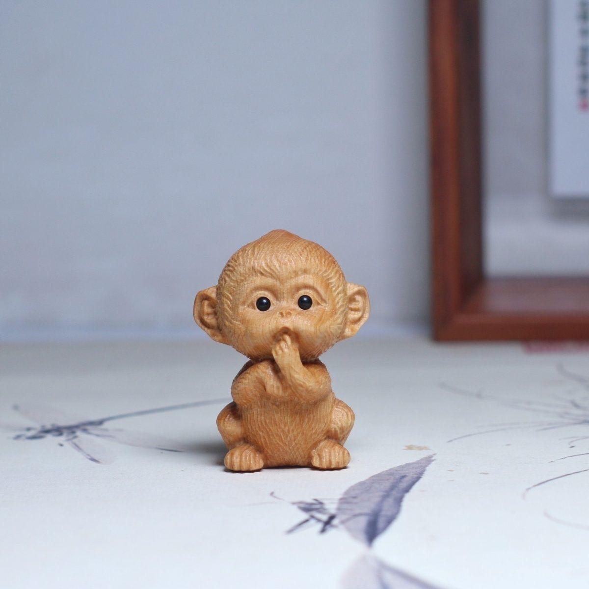 Cliff Cypress Monkey Woodcarving Solid Wood Ornaments Tea Table Decoration Tea Set Accessories Tea Pet Decorative Figurines жовтий
Cliff Cypress Monkey Woodcarving Solid Wood Ornaments Tea Table Decoration Tea Set Accessories Tea Pet Decorative Figurines жовтий