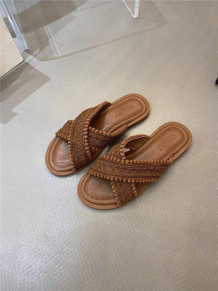 Flat-bottomed retro cross slippers women s shoes 2024 summer outer wear beach slippers flat-bottomed soft-soled one-word drag 40 коричневий
Flat-bottomed retro cross slippers women s shoes 2024 summer outer wear beach slippers flat-bottomed soft-soled one-word drag 40 коричневий