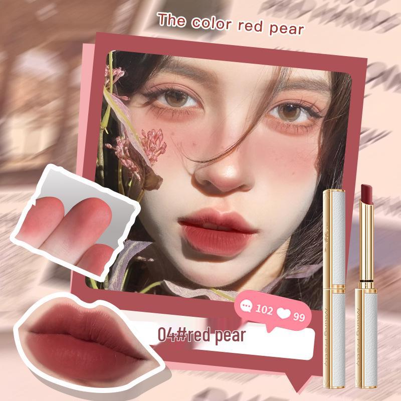 MKING PRETTY Оксамитова Матова Шкіряна Помада: Зволожуюча, Гідратуюча, Нелипка, Стійка до вицвітання, Відбілююча Формула.
MKING PRETTY Оксамитова Матова Шкіряна Помада: Зволожуюча, Гідратуюча, Нелипка, Стійка до вицвітання, Відбілююча Формула.