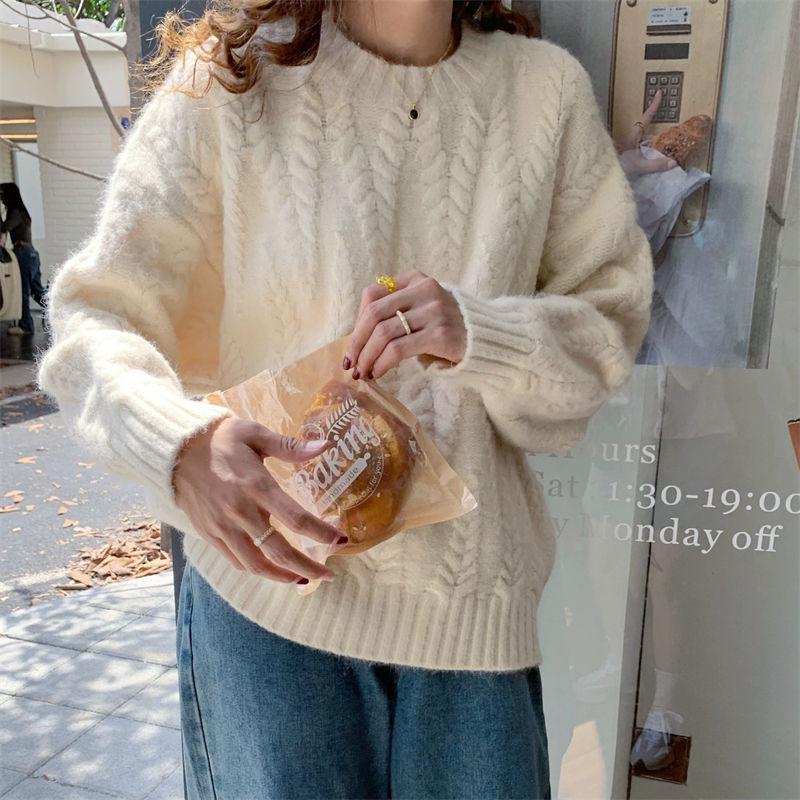 Молочно-голубой свитер крупной вязки - Женский корейский повседневный пуловер в студенческом стиле XL (120-135)
Молочно-голубой свитер крупной вязки - Женский корейский повседневный пуловер в студенческом стиле XL (120-135)