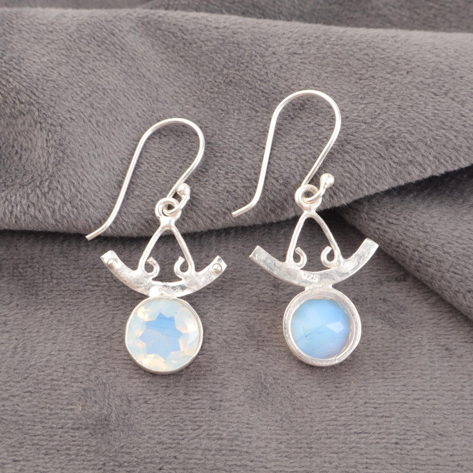 925 Sterling Silver Natural Milky Opal Gemstone Earrings 1.63 Handmade Jewelry EE-152-18
925 Sterling Silver Natural Milky Opal Gemstone Earrings 1.63 Handmade Jewelry EE-152-18