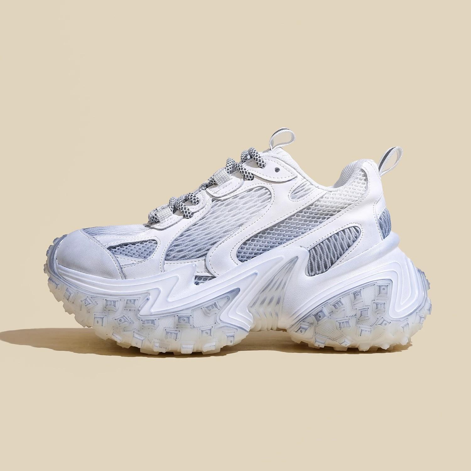 Неуклюжие кроссовки для женщин, весенние новые дышащие повседневные кроссовки на толстой подошве с увеличенной сеткой 40 белый
Неуклюжие кроссовки для женщин, весенние новые дышащие повседневные кроссовки на толстой подошве с увеличенной сеткой 40 белый