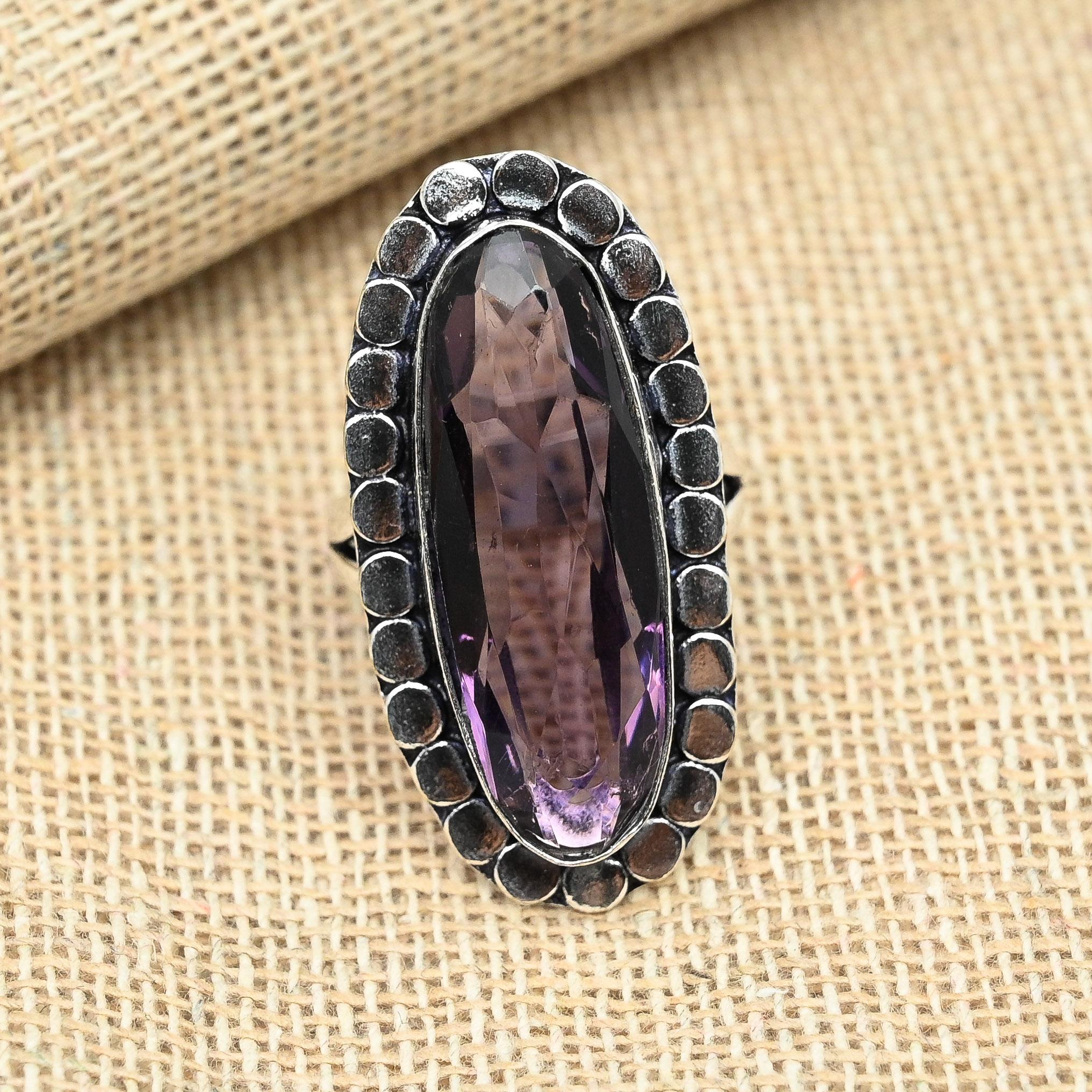 Необычный аметист драгоценный камень ручной работы твердое свадебное кольцо из стерлингового серебра 925 пробы 9 фиолетовый
Необычный аметист драгоценный камень ручной работы твердое свадебное кольцо из стерлингового серебра 925 пробы 9 фиолетовый