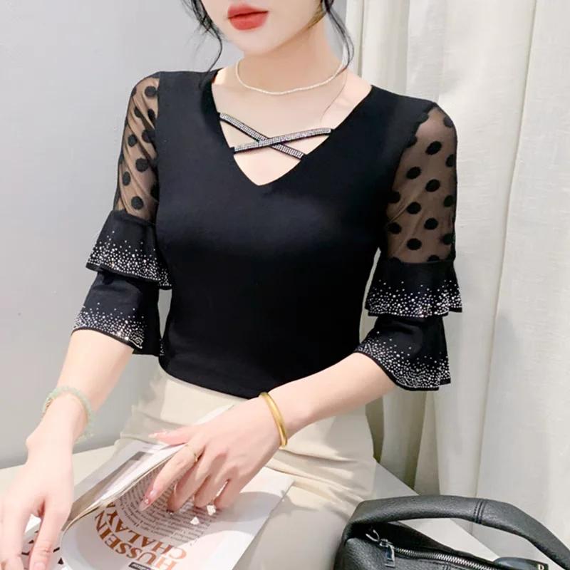 Summer European Clothes New Sexy V-neck Mesh T-shirt Hot Diamonds Women s Tops Fashion Flare Sleeve Tees M чёрный
Summer European Clothes New Sexy V-neck Mesh T-shirt Hot Diamonds Women s Tops Fashion Flare Sleeve Tees M чёрный