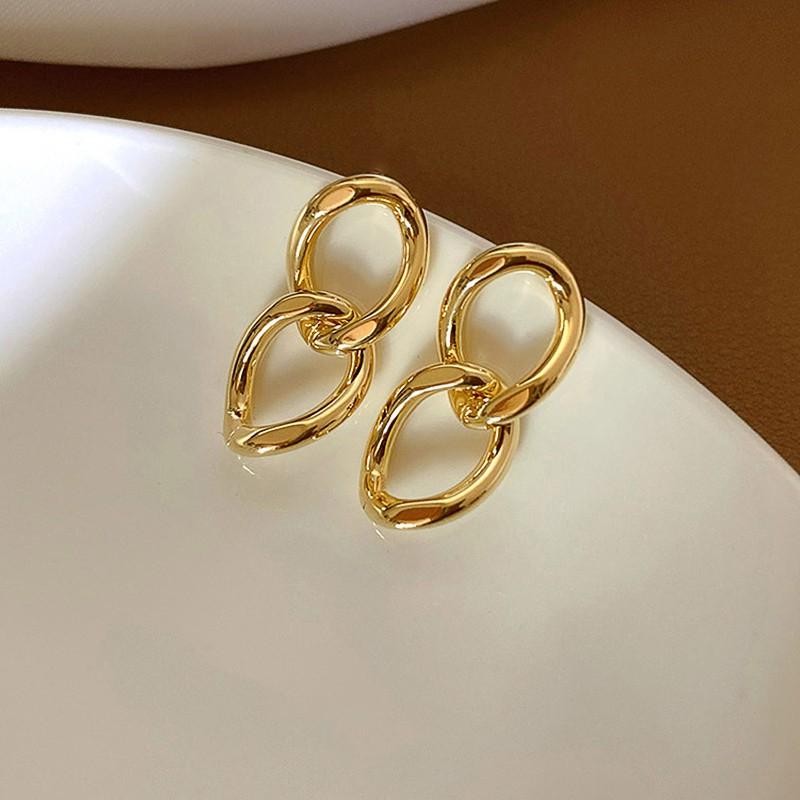 CAOSHI Stylish Female Metallic Style Earrings for Daily Life Fashion Zircon for Women All Match Trend Accessories Chic Gift
CAOSHI Stylish Female Metallic Style Earrings for Daily Life Fashion Zircon for Women All Match Trend Accessories Chic Gift