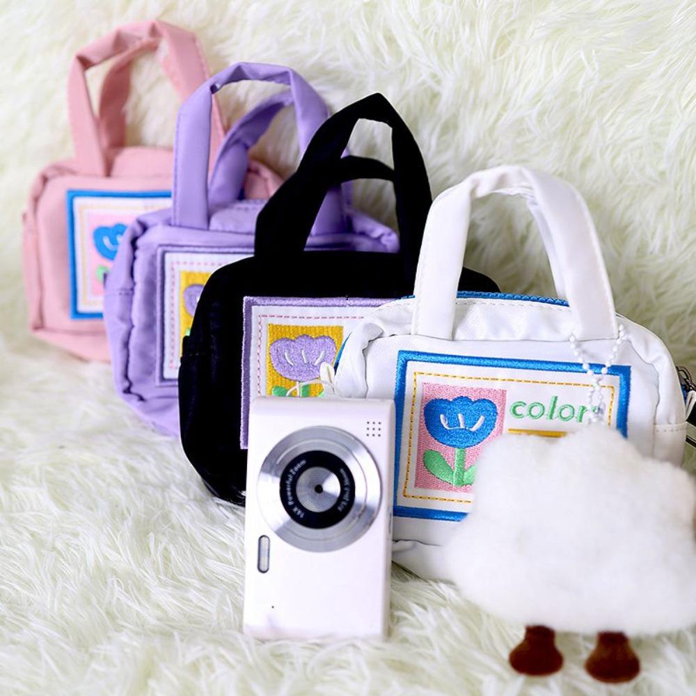 Cartoon Flower Kawaii CCD Camera Bag Ultralight Small Change Bag Cute Storage Bag Cosmetic Case білий
Cartoon Flower Kawaii CCD Camera Bag Ultralight Small Change Bag Cute Storage Bag Cosmetic Case білий