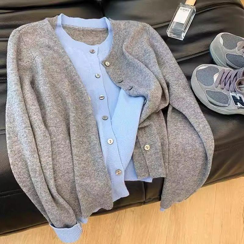 Корейский стиль Ранняя весна Носить Поддельный Двойка Вязаные Свитера Кардиган Свитер Верхняя одежда Женский Весна и Осень Нарядный Повседневный Верхняя одежда Gray Blue L
Корейский стиль Ранняя весна Носить Поддельный Двойка Вязаные Свитера Кардиган Свитер Верхняя одежда Женский Весна и Осень Нарядный Повседневный Верхняя одежда Gray Blue L