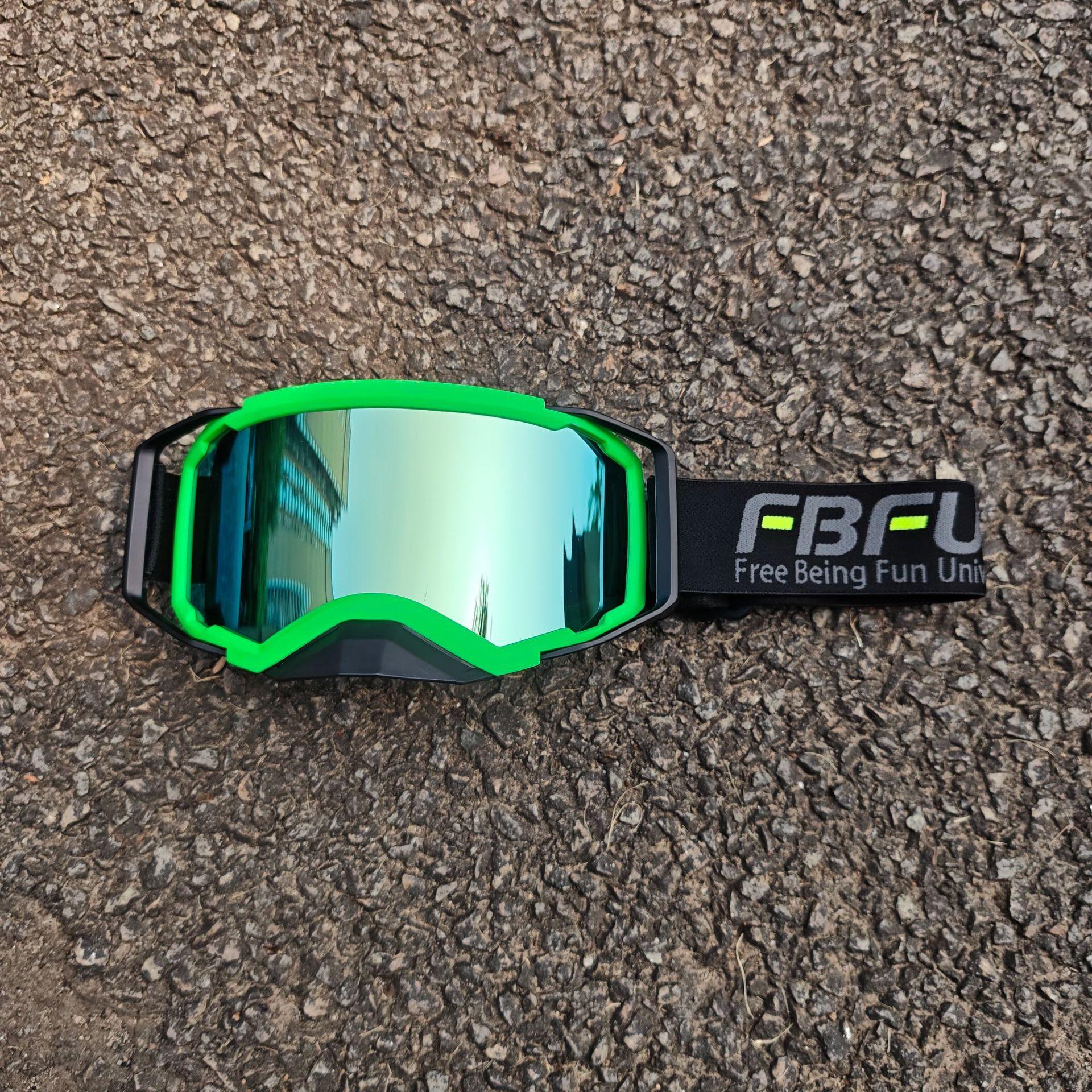 Multifunctional high-definition goggles, motorcycle windproof goggles, suitable for cycling, mountaineering, wind protection, unisex outdoor sports, Green-framed gold piece F
Multifunctional high-definition goggles, motorcycle windproof goggles, suitable for cycling, mountaineering, wind protection, unisex outdoor sports, Green-framed gold piece F