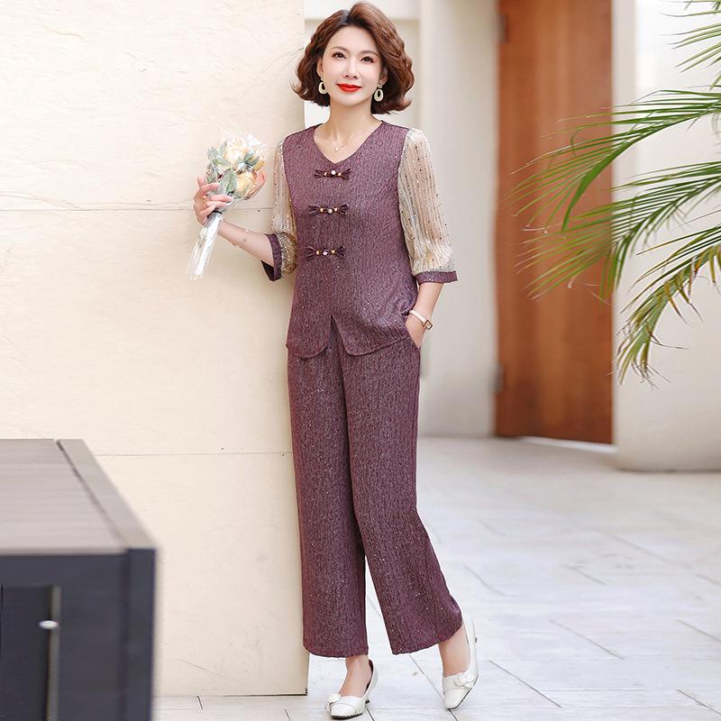 Elegant Chinese-Style Suit for Mothers: Fashionable Middle-Aged Women s Two-Piece Set with Stylish Top and Pants. 5XL (150-165 jin) красный
Elegant Chinese-Style Suit for Mothers: Fashionable Middle-Aged Women s Two-Piece Set with Stylish Top and Pants. 5XL (150-165 jin) красный