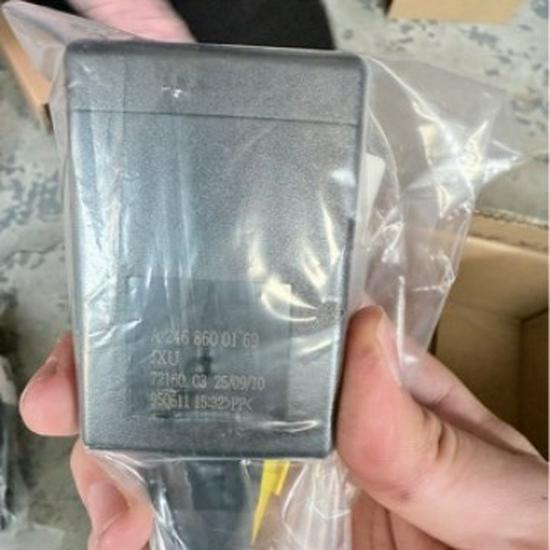 Compatible Mercedes Seatbelt Buckle: A2468600169/2478600169/2478605401 Cotton Velvet
Compatible Mercedes Seatbelt Buckle: A2468600169/2478600169/2478605401 Cotton Velvet