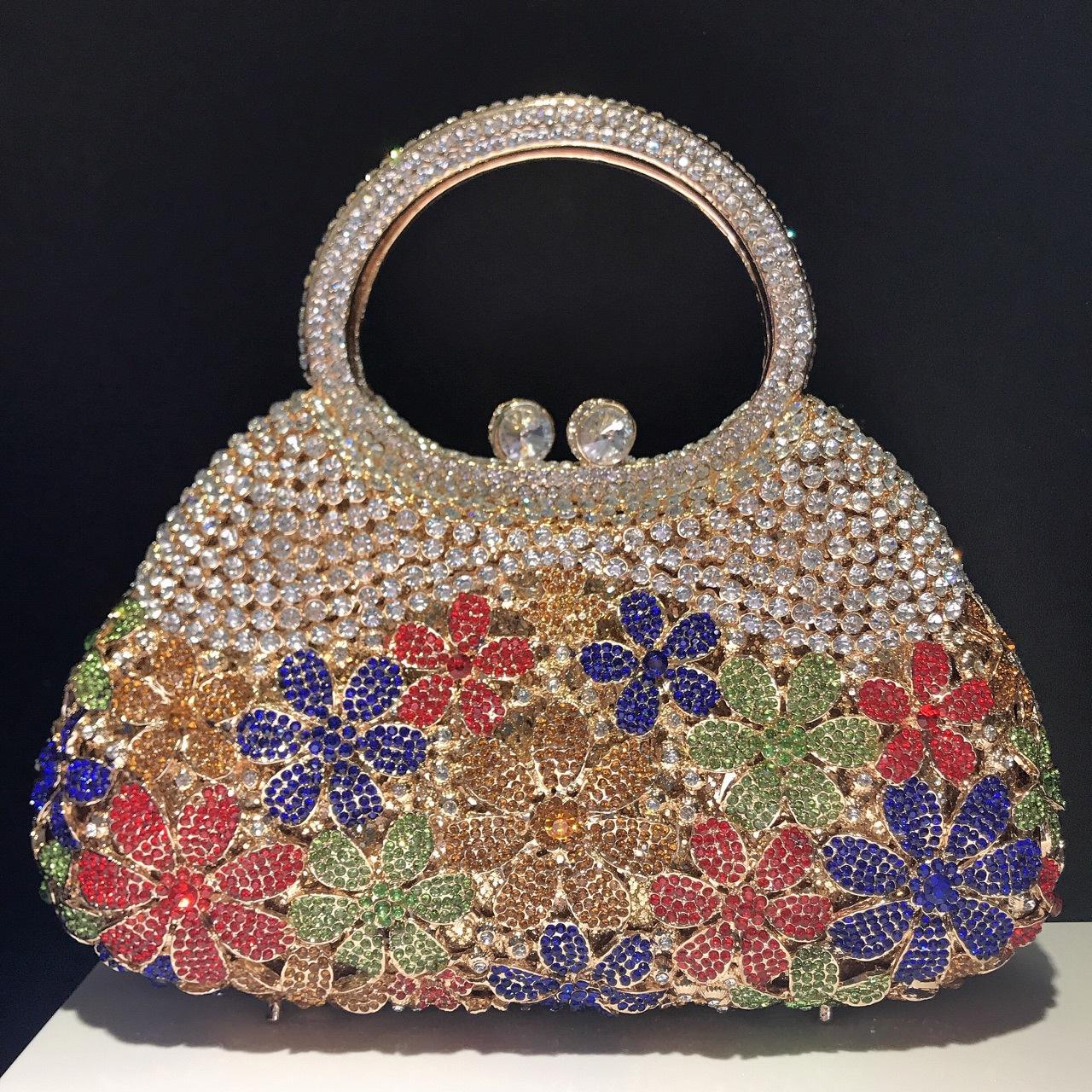 Daisy Flower Rhinestone Tote Bag Crystal Women Evening Bags Luxury Designer Party Banquet Clutch Purse Fashion Diamone Handbag
Daisy Flower Rhinestone Tote Bag Crystal Women Evening Bags Luxury Designer Party Banquet Clutch Purse Fashion Diamone Handbag