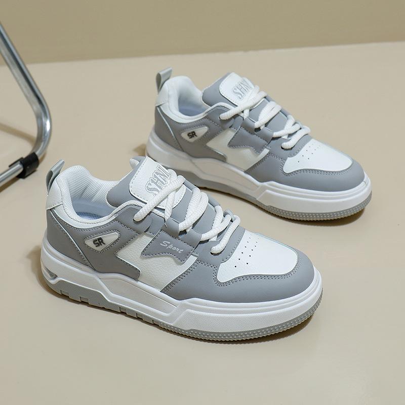 Белые женские туфли, весенние новые студенческие модные кроссовки, универсальная повседневная обувь на толстой подошве, сочетающаяся по цвету на весну и осень 551 40
Белые женские туфли, весенние новые студенческие модные кроссовки, универсальная повседневная обувь на толстой подошве, сочетающаяся по цвету на весну и осень 551 40