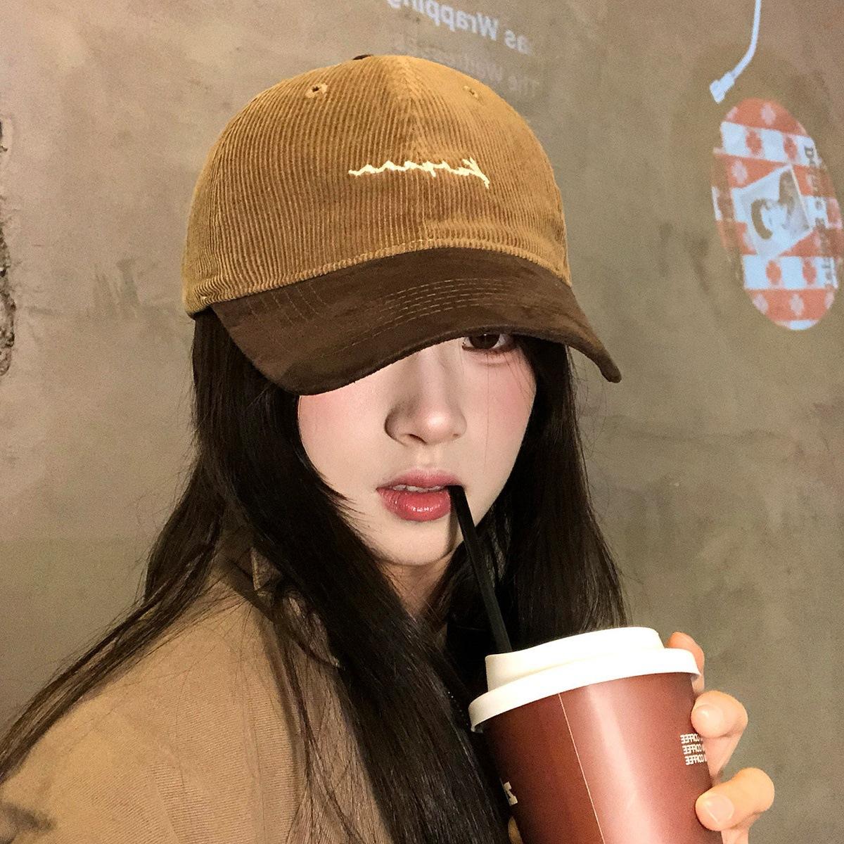 American Retro Corduroy Brown Baseball Cap Women Enlarged Wide Brim Fashionable Face Enhancing Small Hat Duckbill Men Average size 56-58cm верблюд
American Retro Corduroy Brown Baseball Cap Women Enlarged Wide Brim Fashionable Face Enhancing Small Hat Duckbill Men Average size 56-58cm верблюд