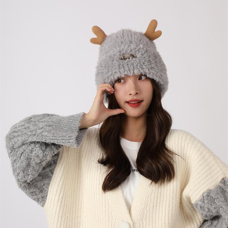 Нова мила в язана вовняна шапка з вухами рогів для відпочинку на природі восени та взимку з оксамитовою теплою жіночою толстовкою з кульками волосся one size сірий колір
Нова мила в язана вовняна шапка з вухами рогів для відпочинку на природі восени та взимку з оксамитовою теплою жіночою толстовкою з кульками волосся one size сірий колір