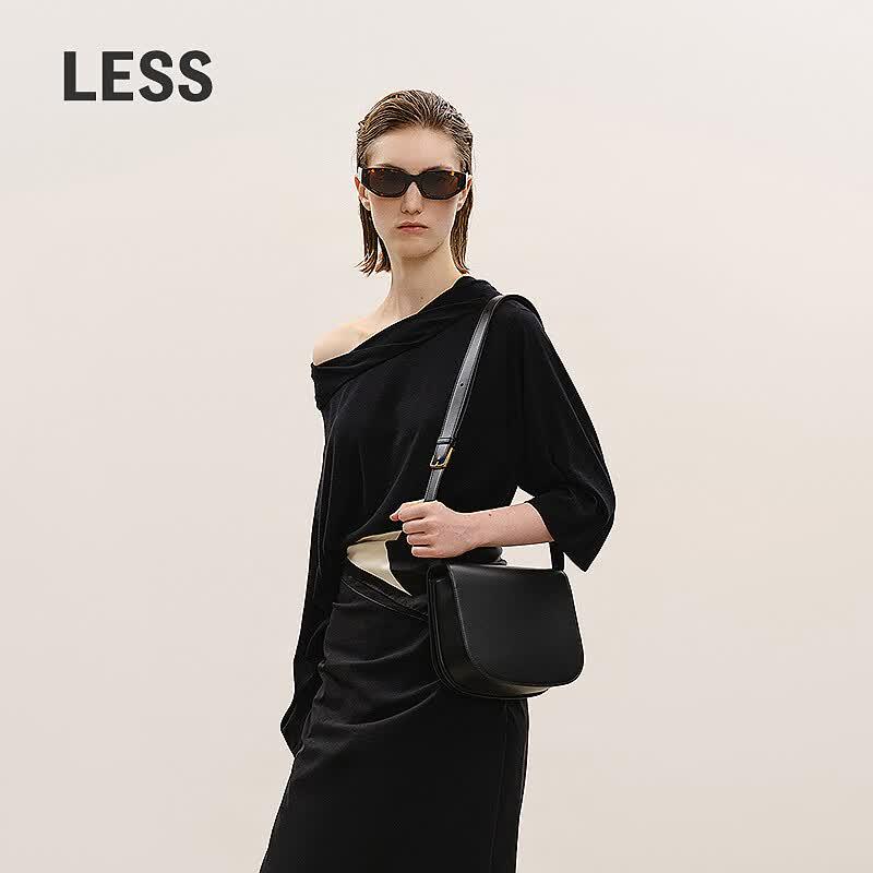 LESS 2026 Summer Off-Shoulder Straight Pullover Knit Top M
LESS 2026 Summer Off-Shoulder Straight Pullover Knit Top M
