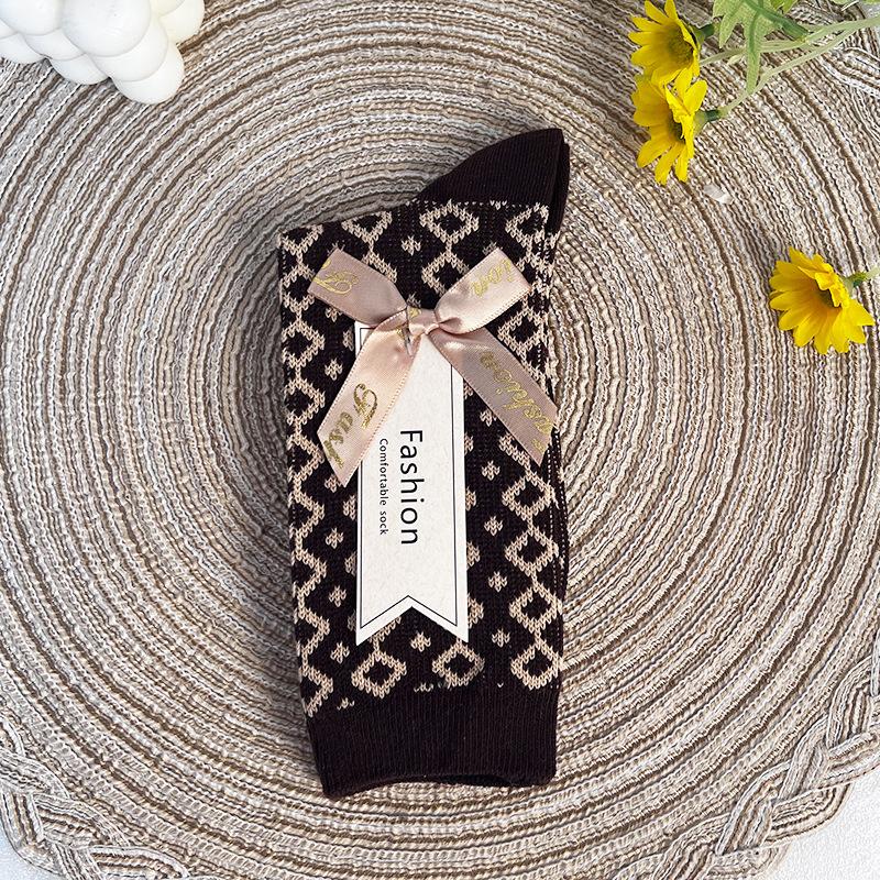 Warm Middle Socks Thickened Thickened Winter Socks Cotton Long Socks Trendy For Winter Fall Outdoor One Size
Warm Middle Socks Thickened Thickened Winter Socks Cotton Long Socks Trendy For Winter Fall Outdoor One Size