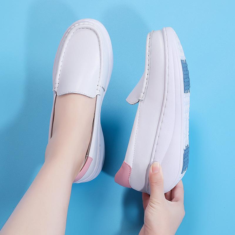 Cowhide nurse shoes women s breathable soft sole is not tired, foot slope heel white thick sole heightening rocking shoes muffin medical shoes 41 світло-синій колір
Cowhide nurse shoes women s breathable soft sole is not tired, foot slope heel white thick sole heightening rocking shoes muffin medical shoes 41 світло-синій колір