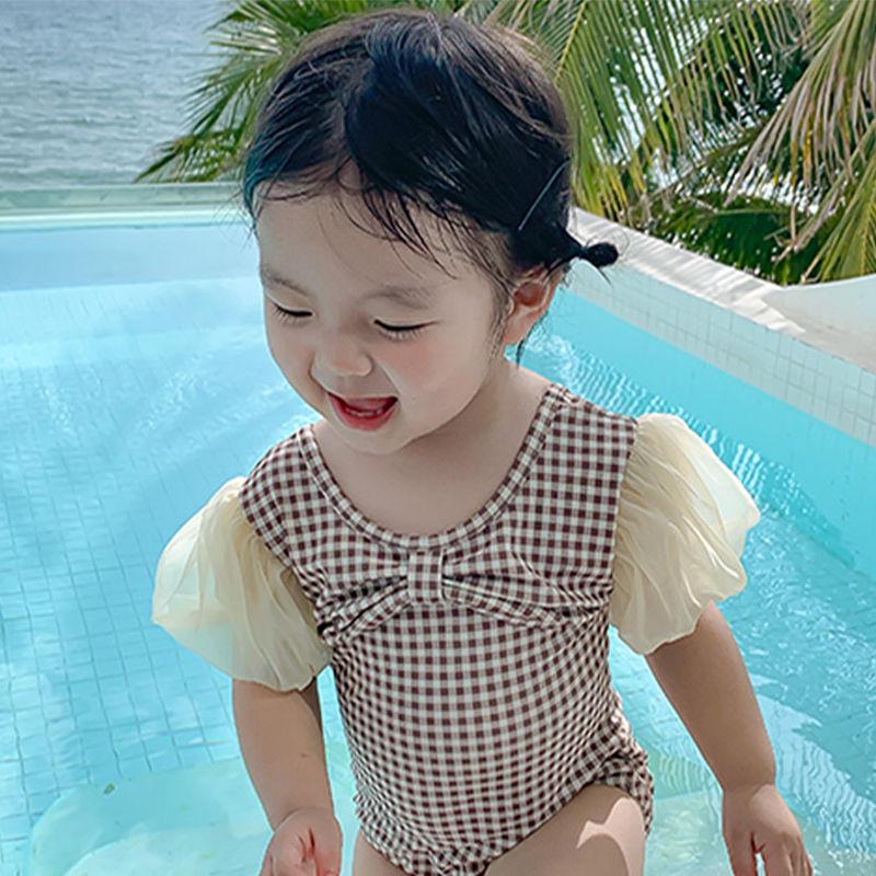 Girls Sweet Japanese Style Plaid One-Piece Swimsuit: Quick-Drying, Sun-Protective, Fashionable Princess Design 150 (Height ~140cm)
Girls Sweet Japanese Style Plaid One-Piece Swimsuit: Quick-Drying, Sun-Protective, Fashionable Princess Design 150 (Height ~140cm)