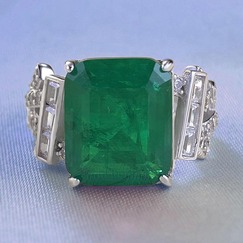 2023 S925 Sterling Silver Rectangular Simulated Emerald Cut Ring (10x12mm) Size 6
2023 S925 Sterling Silver Rectangular Simulated Emerald Cut Ring (10x12mm) Size 6