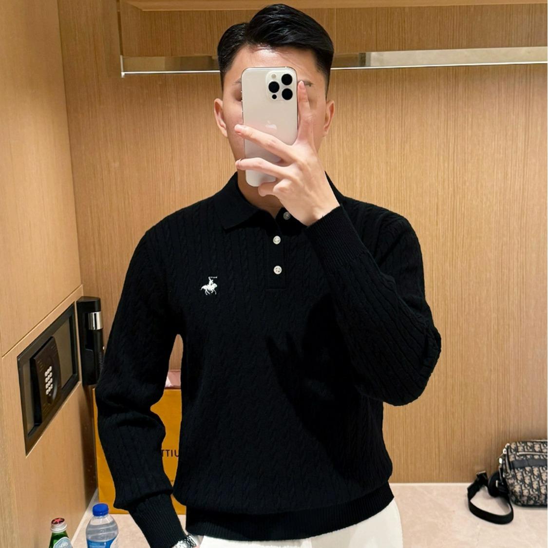 Women s Slim-Fit Cable Knit Polo Sweater with Horse Embroidery - New Autumn/Winter Vintage Style XL чорний
Women s Slim-Fit Cable Knit Polo Sweater with Horse Embroidery - New Autumn/Winter Vintage Style XL чорний