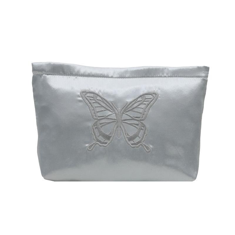 Bow 2025 new dark style cosmetic bag storage bag travel portable large-capacity bag срібний
Bow 2025 new dark style cosmetic bag storage bag travel portable large-capacity bag срібний