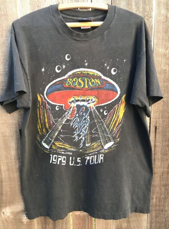 Vintage Boston Band Tour Rare Design Charcoal Unisex T shirt Men Women WA4140 Unisex T-Shirt L
Vintage Boston Band Tour Rare Design Charcoal Unisex T shirt Men Women WA4140 Unisex T-Shirt L