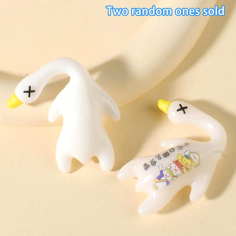 2Pcs Creative Rearview Mirror Hanging Decoration Sunlight Color Changing Roast Duck Car Pendant Cute Car Interior Accessory
2Pcs Creative Rearview Mirror Hanging Decoration Sunlight Color Changing Roast Duck Car Pendant Cute Car Interior Accessory