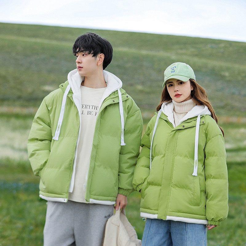 Padded-on Men s Winter New Solid-color Hooded Bread Clothes Loose Fashion Couples Fake Two-piece Padded Jacket 4XL зелений
Padded-on Men s Winter New Solid-color Hooded Bread Clothes Loose Fashion Couples Fake Two-piece Padded Jacket 4XL зелений
