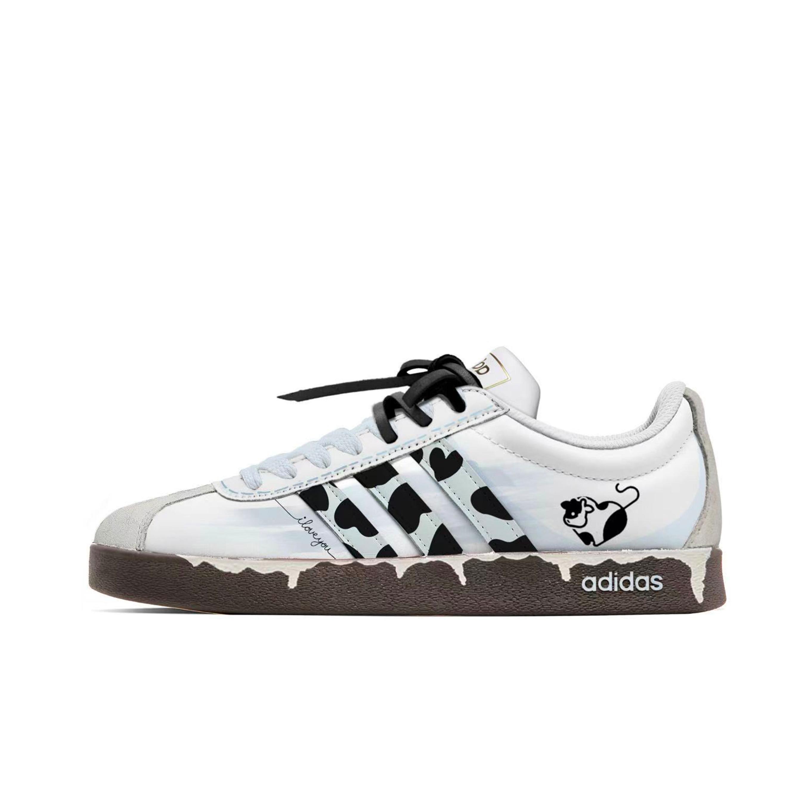 Adidas Vl Court Classic Milk Love Song Low top Skateboard Shoes Unisex Blue JQ2470(TeamM-) 40⅔
Adidas Vl Court Classic Milk Love Song Low top Skateboard Shoes Unisex Blue JQ2470(TeamM-) 40⅔