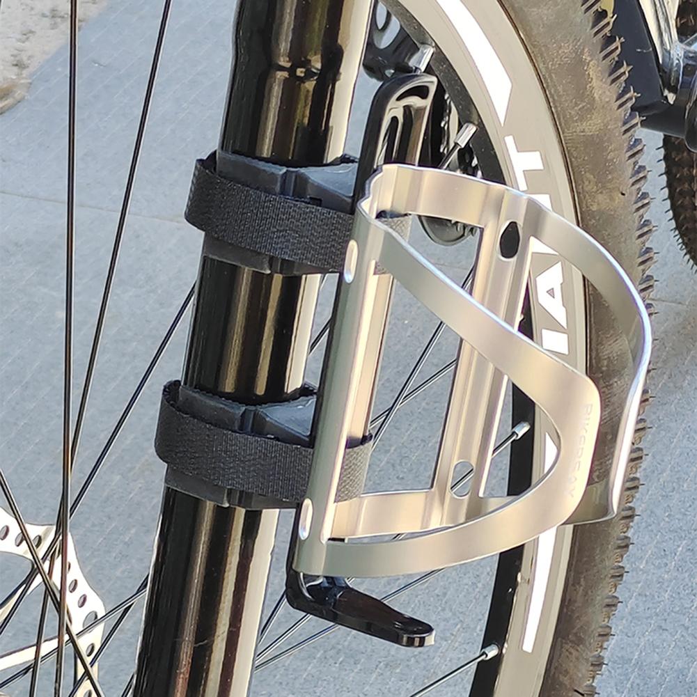 Bikersay Велосипедный держатель для бутылки Алюминиевый сплав Держатель для бутылки Регулируемое отверстие Клетка для бутылки с водой Фиксируемый на передней вилке Велосипедный аксессуар CHINA
Bikersay Велосипедный держатель для бутылки Алюминиевый сплав Держатель для бутылки Регулируемое отверстие Клетка для бутылки с водой Фиксируемый на передней вилке Велосипедный аксессуар CHINA