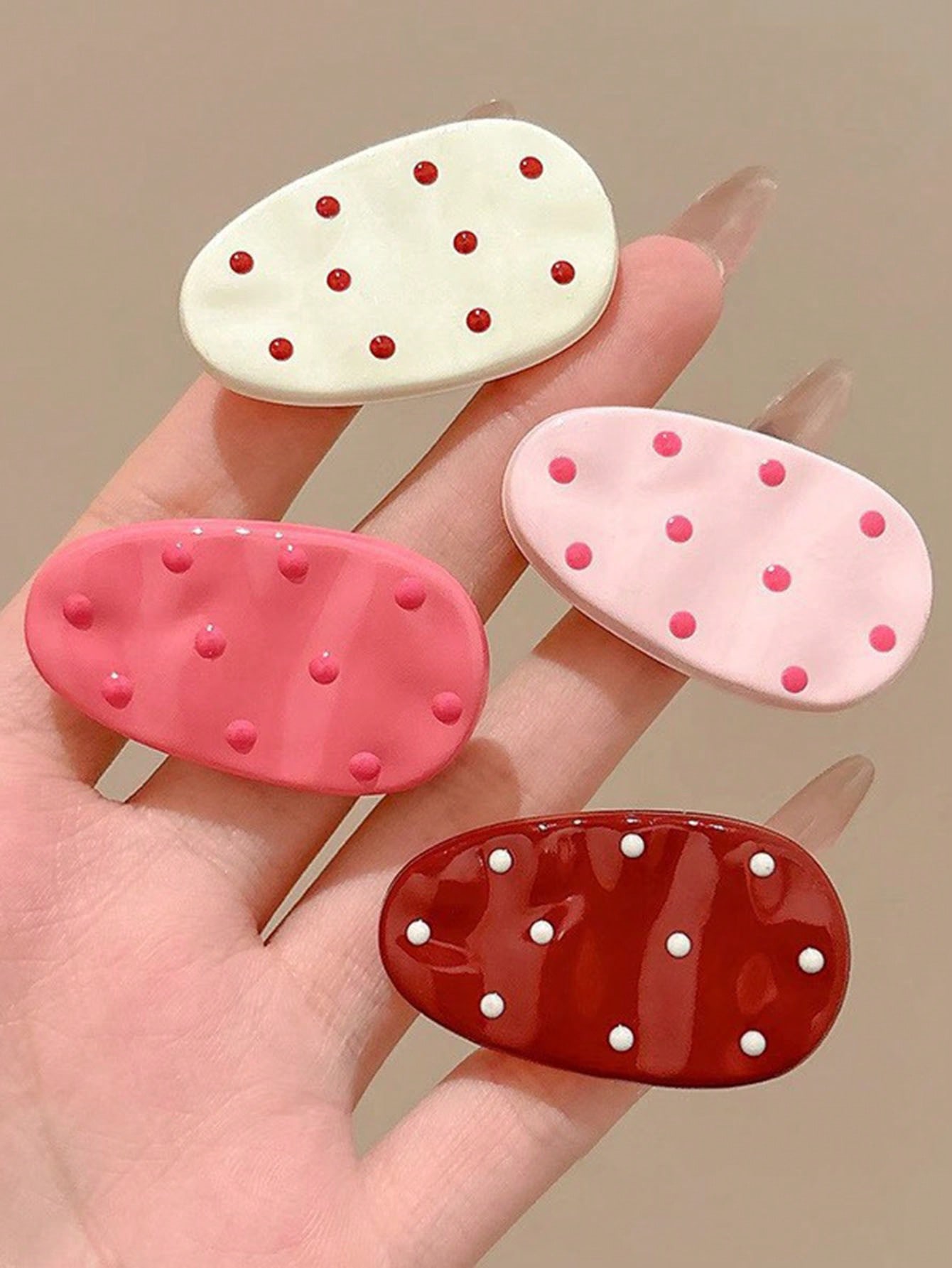 4pcs mixed color cute polka dot creative versatile hair clip, women s simple and exquisite small oval hair clip, hair accessory
4pcs mixed color cute polka dot creative versatile hair clip, women s simple and exquisite small oval hair clip, hair accessory