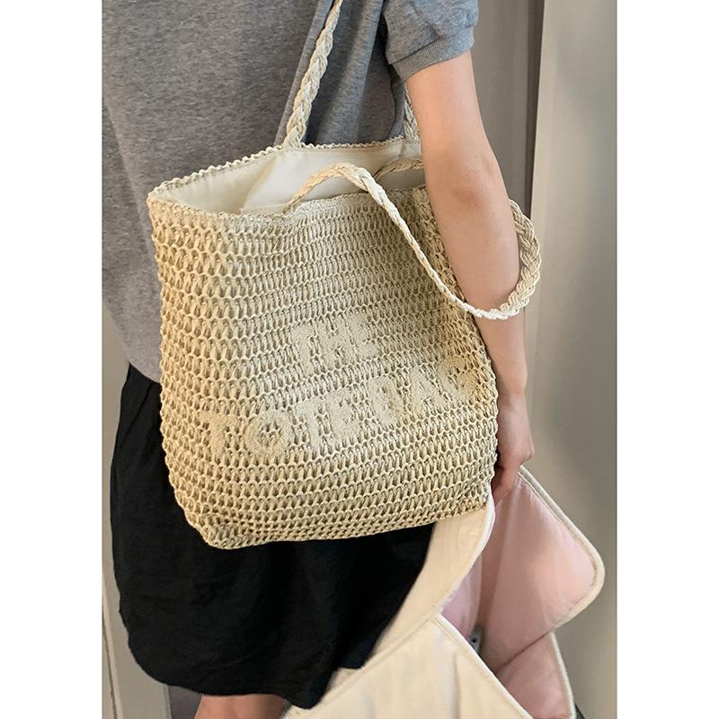Summer large-capacity straw woven bag women s bag 2025 new fashion shoulder woven bag letter retro tote bag
Summer large-capacity straw woven bag women s bag 2025 new fashion shoulder woven bag letter retro tote bag